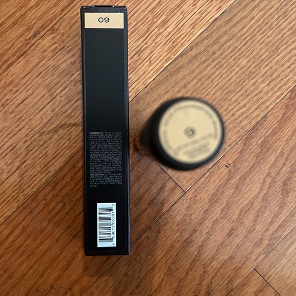 🎉Host Pick🎉Surratt Beauty
Surreal Skin Foundation Wand-09 Golden Tan - Picture 4 of 5